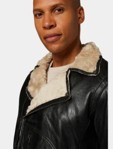 Classic Black Leather Biker Jacket With Fur Collar - Image 3